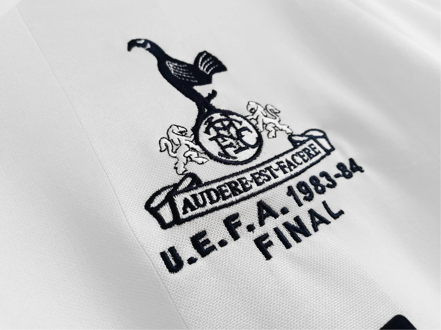 1983/1984 Tottenham Hotspur HOLSTEN - Home Retro Kit - ClassicKits433 - GovintageJersey