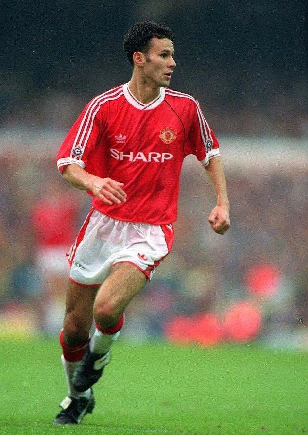 1990/1992 Manchester United Retro Jersey - Home & SHARP Edition at GoVintageJersey Store