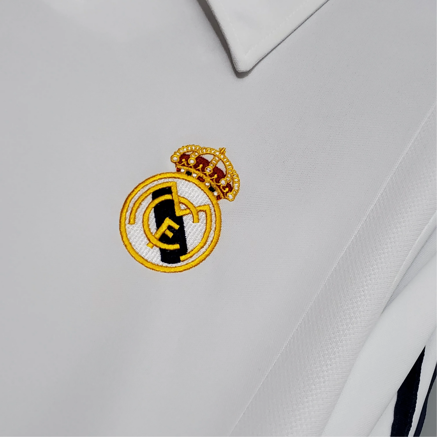 2001/2002 Real Madrid - Home Retro kit - Long Sleeve - GovintageJersey