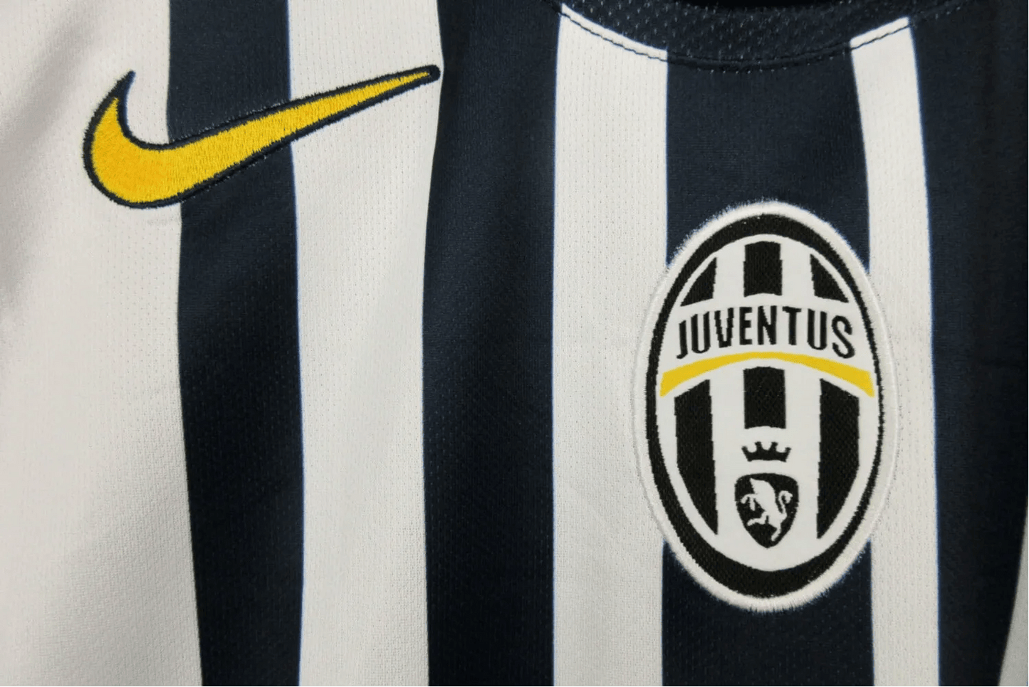 2004/2005 Juventus Retro Jersey - SKY SPORT 3rd BlueWhite at GoVintageJersey Store