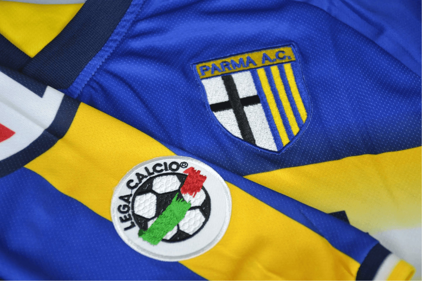 2004/2005 Parma Calcio Champion - Home Retro Kit – Long Sleeves - ClassicKits433 - GovintageJersey