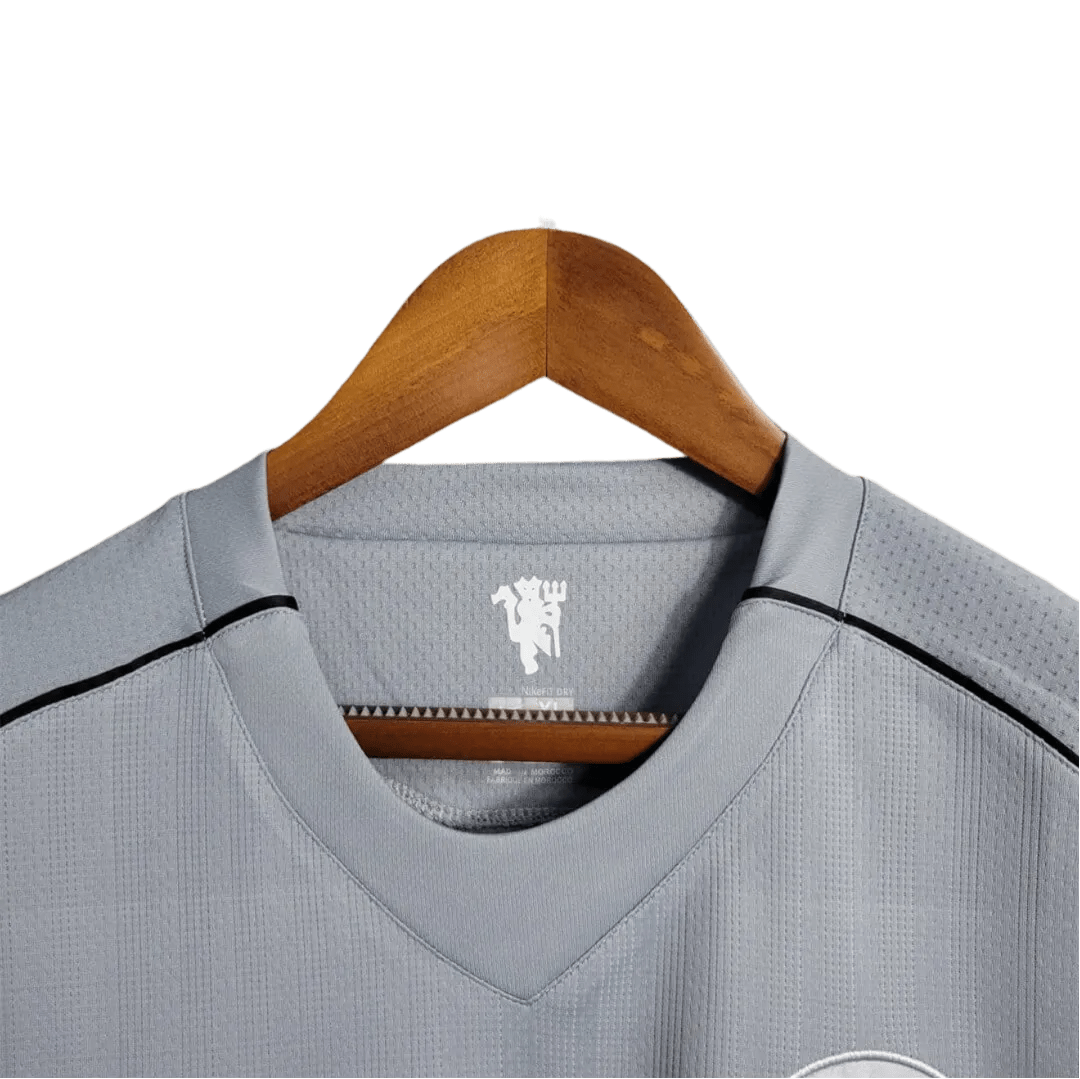 2007/2008 Manchester United AIG - Home Gray goalkeeper Retro Kit - ClassicKits433 - GovintageJersey
