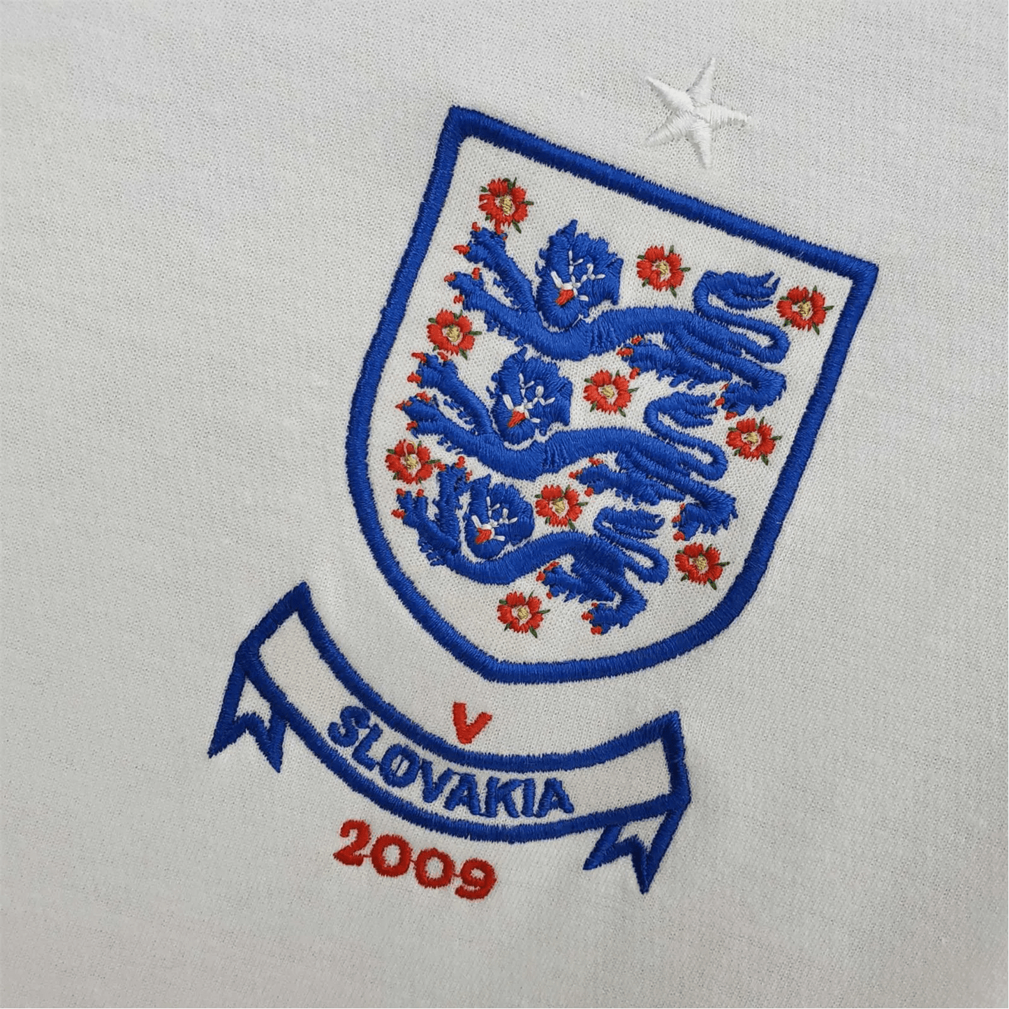 2010 England - Home Retro Kit - GovintageJersey