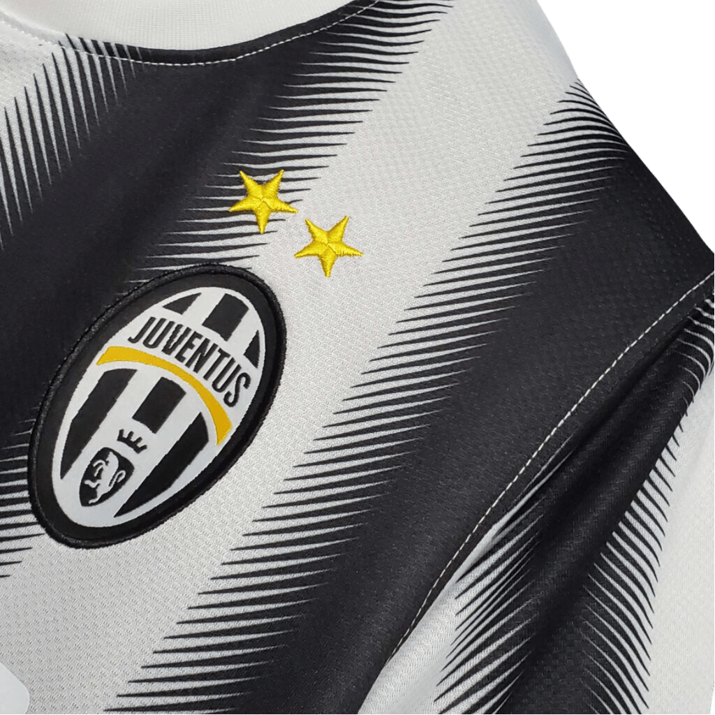 2010/2011 Juventus Retro Jersey - Betclic Home Edition at GoVintageJersey Store