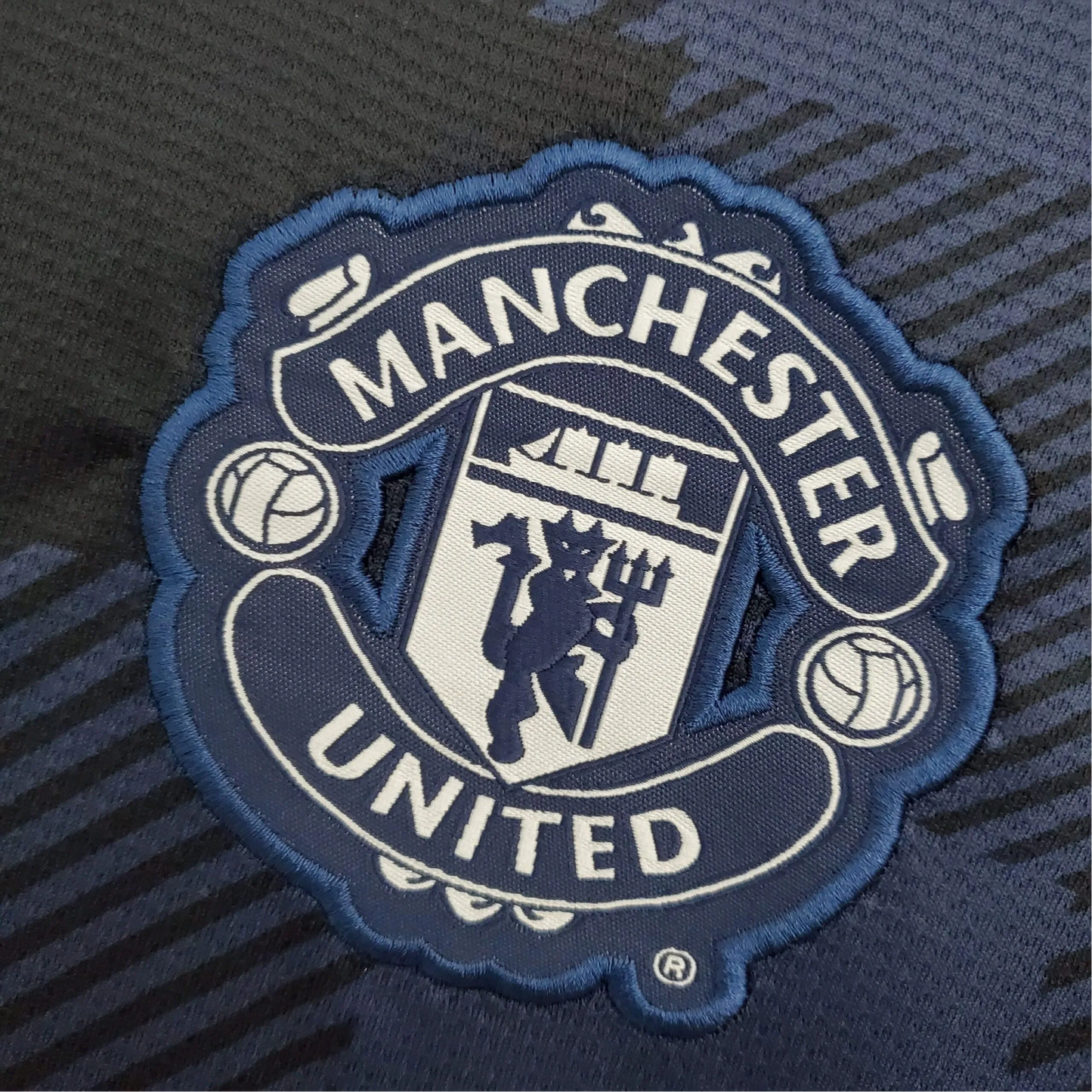 2013/2014 Manchester United AON - Away Retro Kit - ClassicKits433 - GovintageJersey