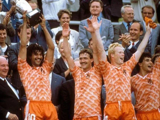 Storytelling : Oranje Revolution: Total Football Stories of the Netherlands at GoVintageJersey Store