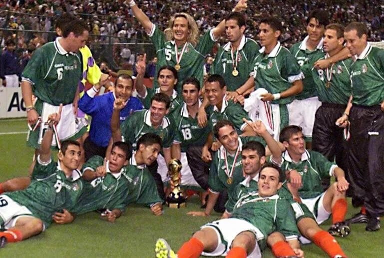 El Tri Passion: Stories from the Heart of Mexico - GovintageJersey