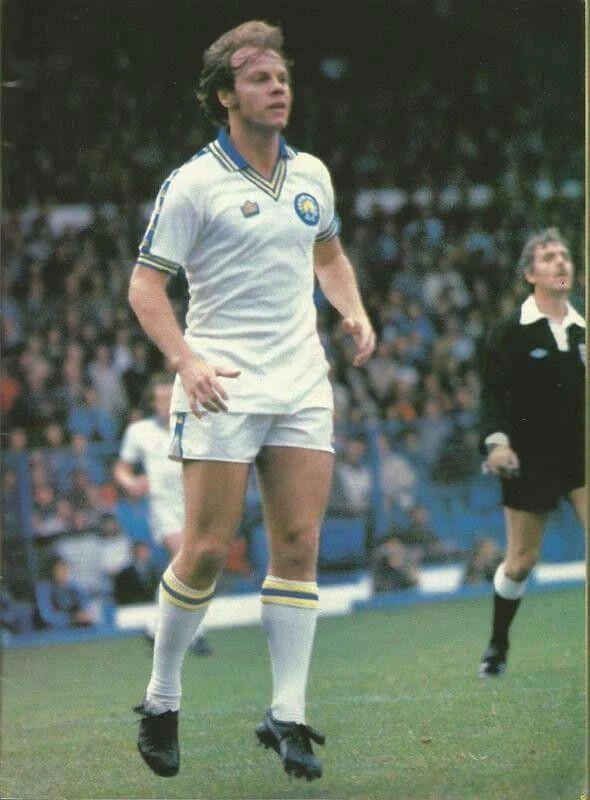 1976/1977 Leeds United White Home Retro Kit - ClassicKits433 - GovintageJersey