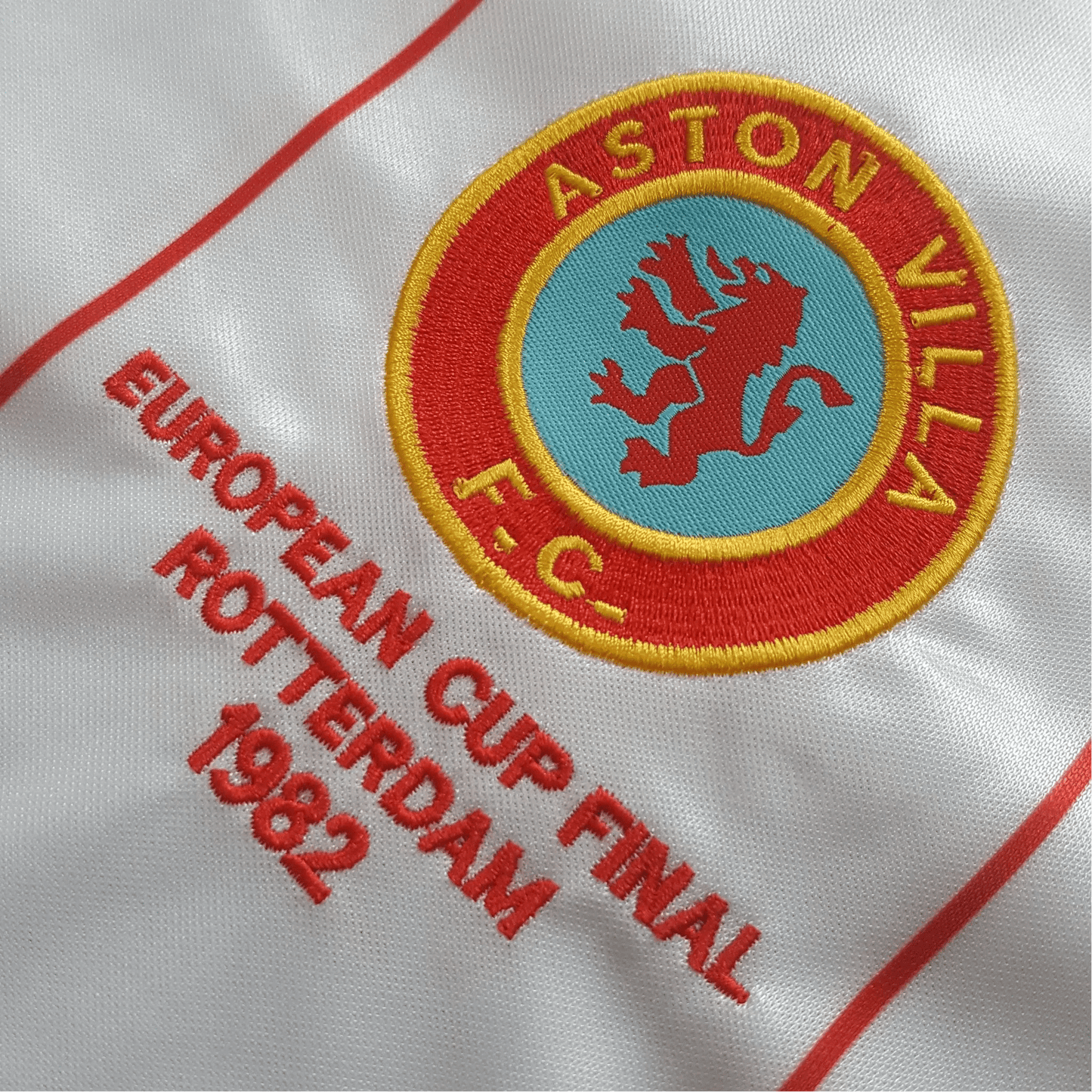 1982/1983 Aston Villa Away Retro Kit - ClassicKits433 - GovintageJersey