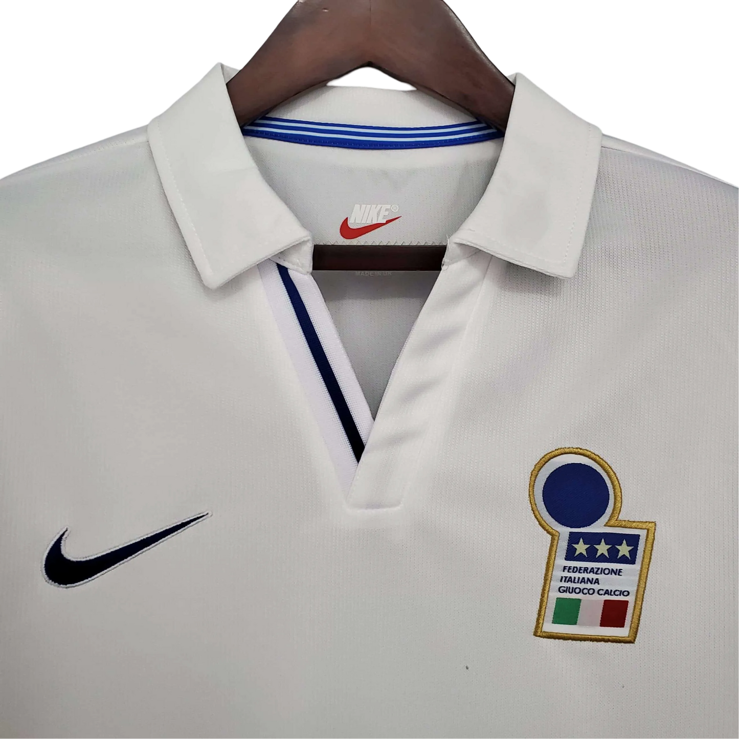 1998 Italy - Away kit - GovintageJersey