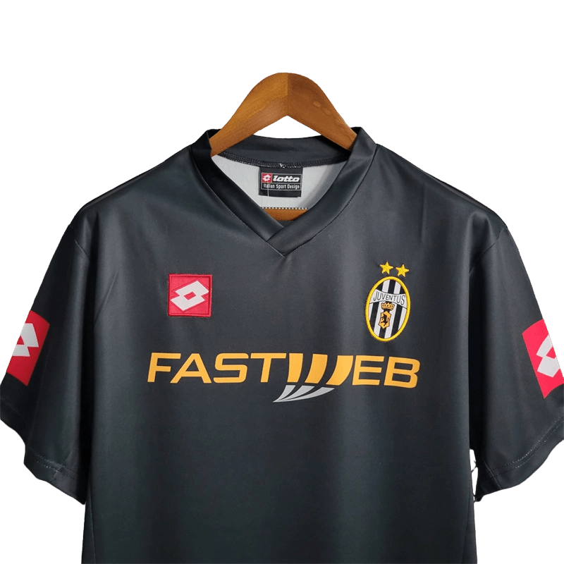 2001/2002 Juventus FASTWEB Away Retro Kit - ClassicKits433 - GovintageJersey