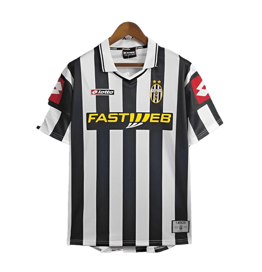 1984/1985 Juventus Retro Jersey - ARISTON Home Edition at 1984/1985 Juventus Retro Jersey - ARISTON Home Edition at