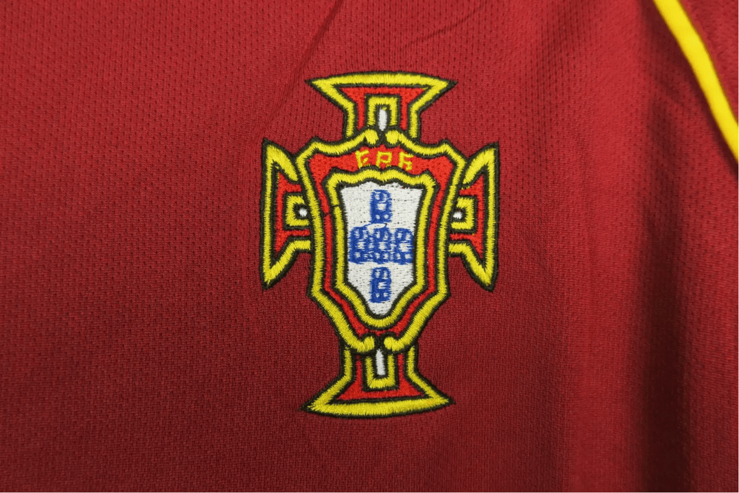 2002 Portugal - Home Retro Kit - GovintageJersey