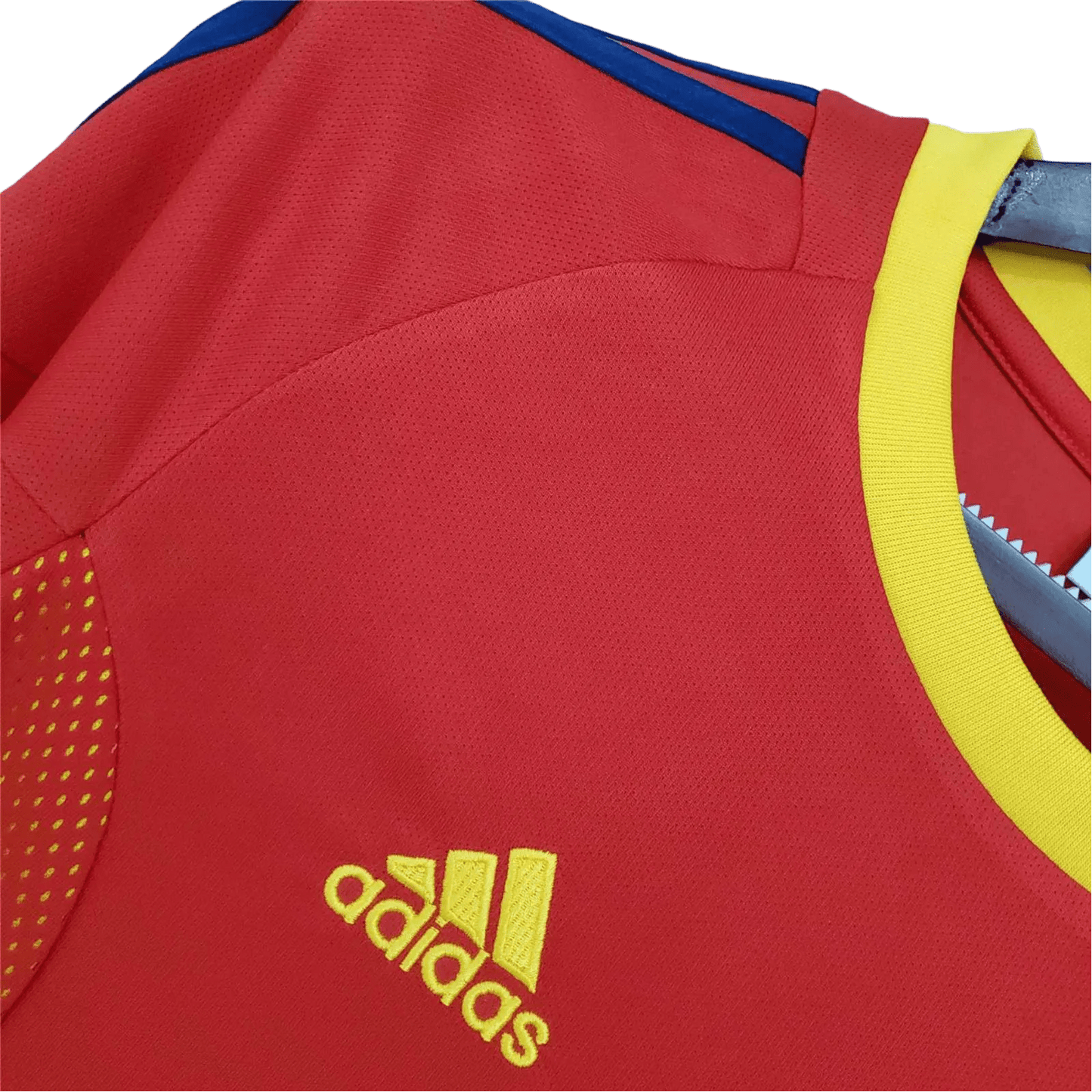 2002 Spain - Home Red Retro Kit - GovintageJersey