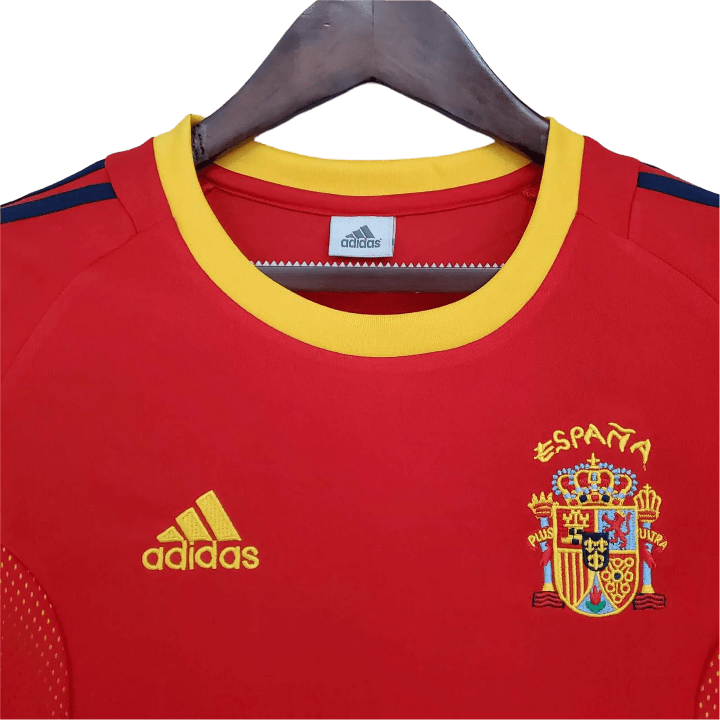 2002 Spain - Home Red Retro Kit - GovintageJersey