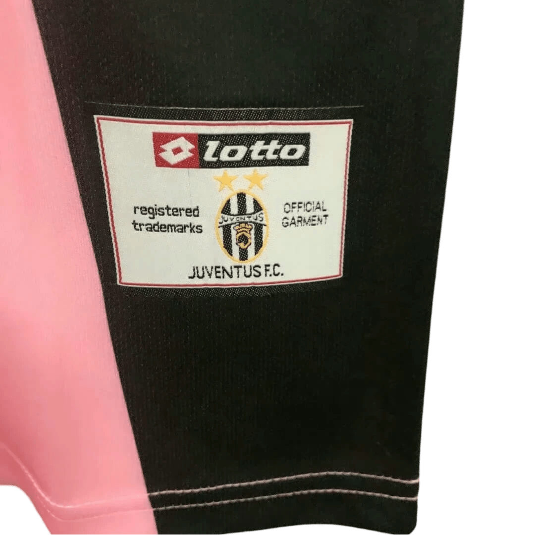 2002/2003 Juventus TAMOIL Buffon GoalKeeper Pink Retro Kit - ClassicKits433 - GovintageJersey