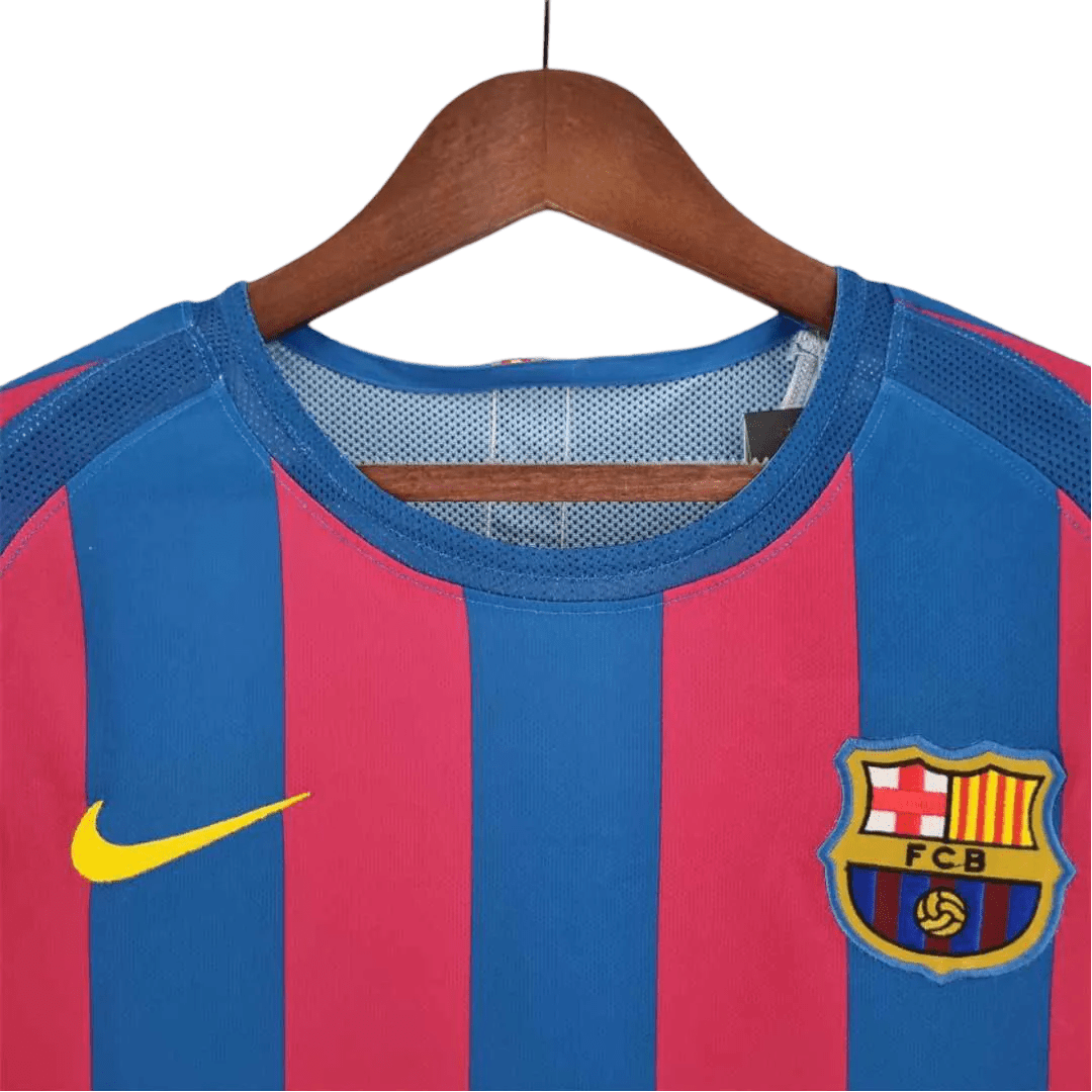 2005/2006 FC Barcelona - Home Kit - Long Sleeves - GovintageJersey