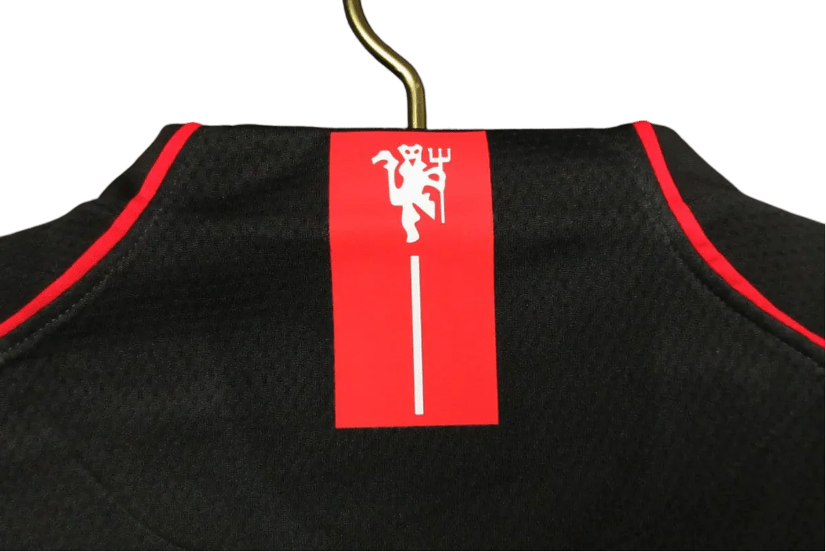 2007/2008 Manchester United AIG - Black Away Retro kit - ClassicKits433 - GovintageJersey