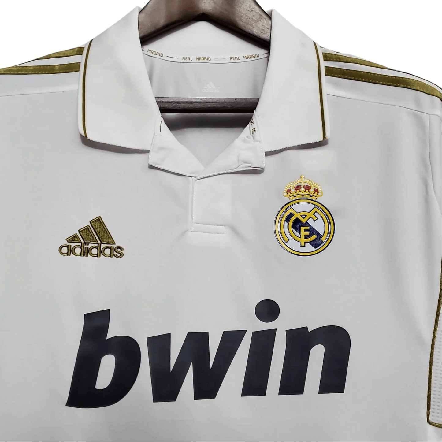 2011/2012 Real Madrid bwin - Home Retro Kit – Short Sleeve - GovintageJersey