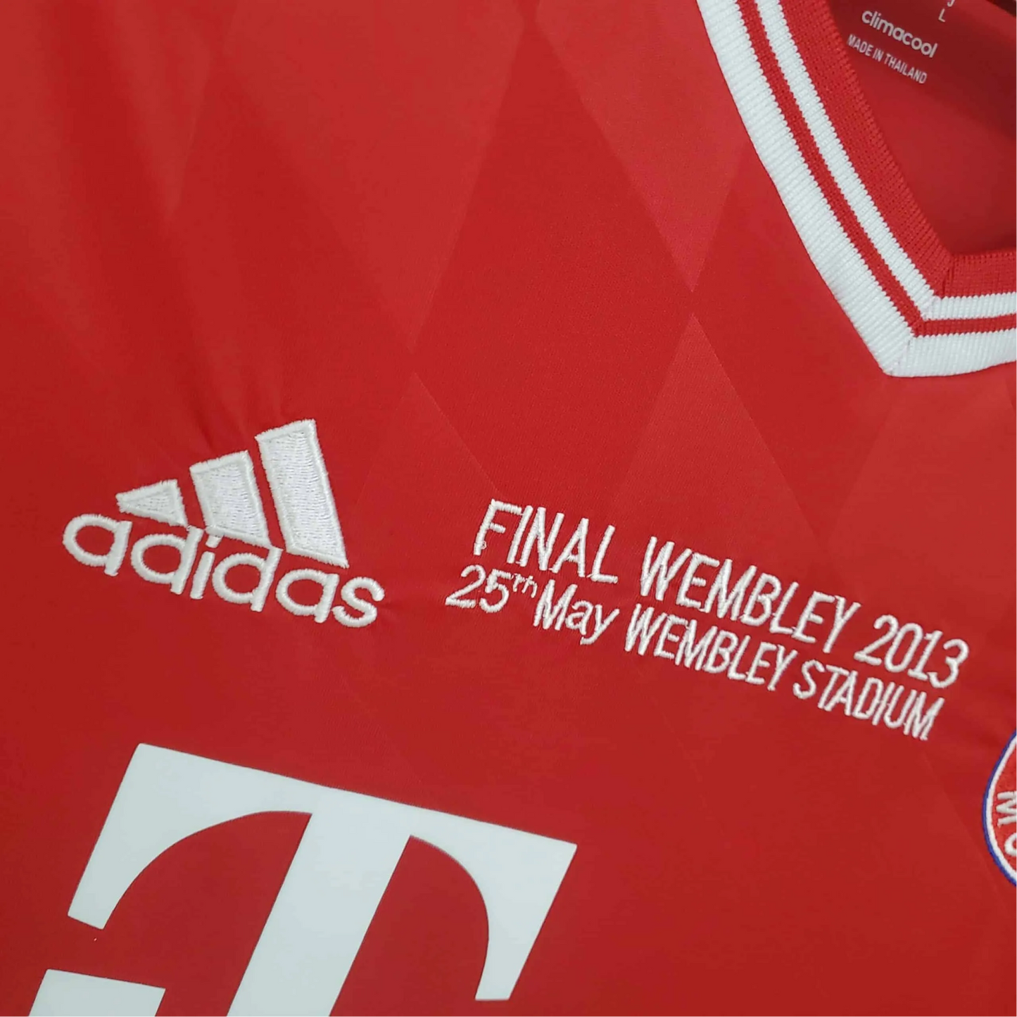 2013/2014 Bayern Munich UCL Final - Home Retro Kit - ClassicKits433 - GovintageJersey