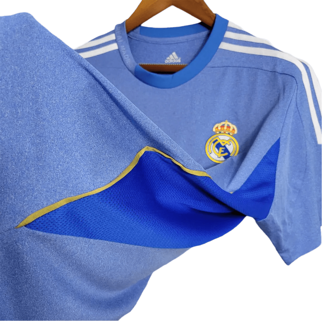 2013/2014 Real Madrid Fly Emirates - Away Retro Kit - GovintageJersey