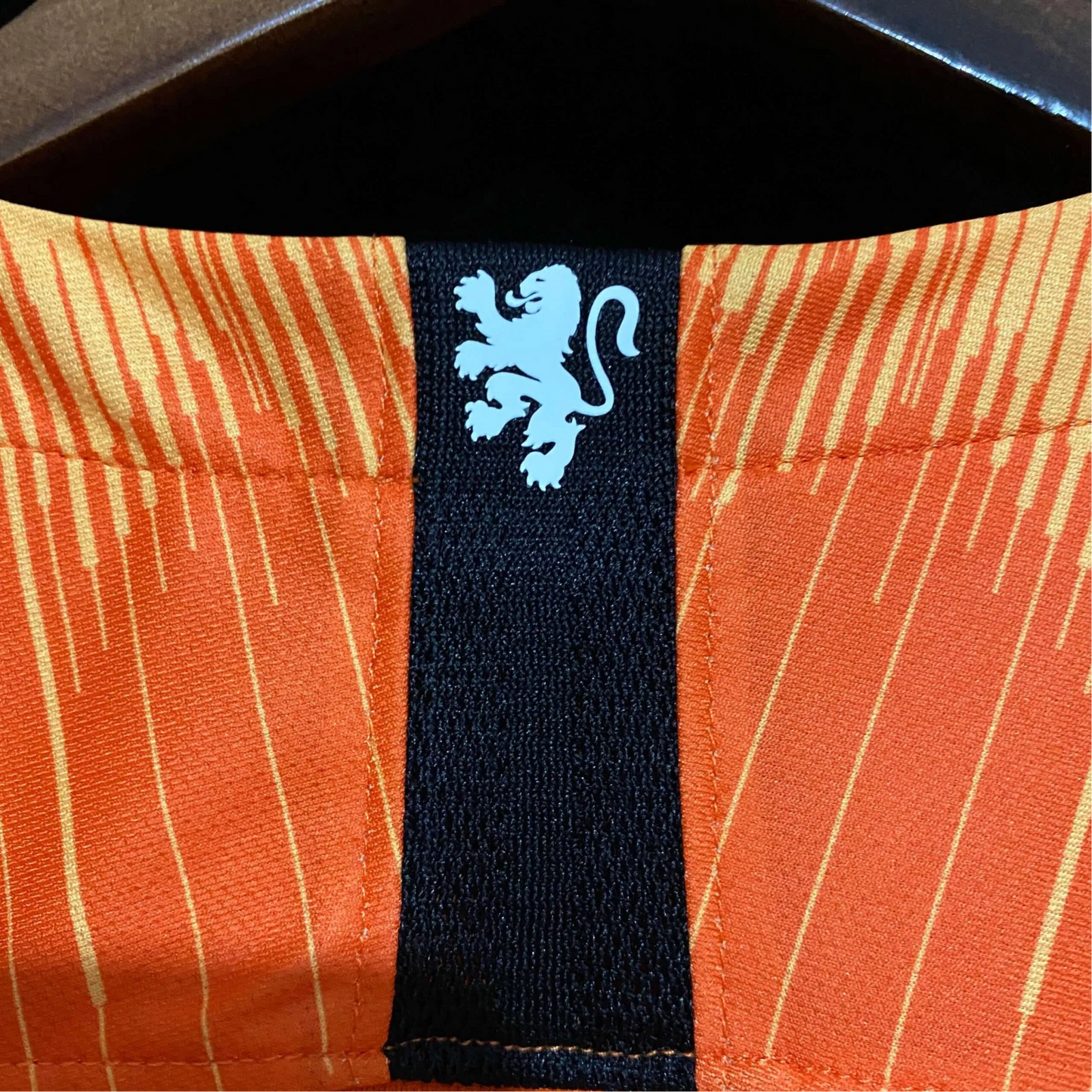 2018 Netherlands - Home Retro kit - GovintageJersey