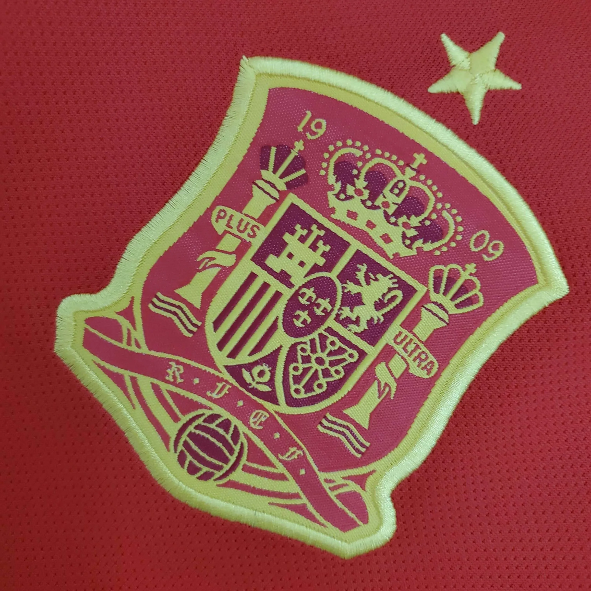 2018 Spain - Home Retro Kit - GovintageJersey