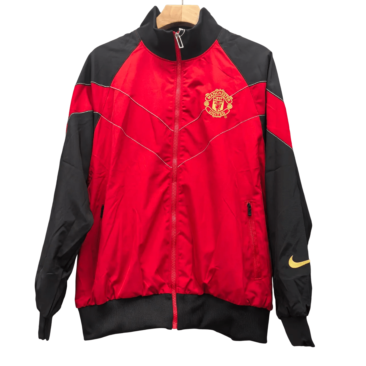 Manchester United Red & Black Tracksuit - GovintageJersey