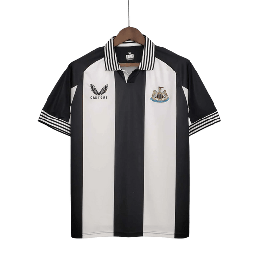 Newcastle Utd Commemorative Edition - Black & White Retro Kit - ClassicKits433 - GovintageJersey