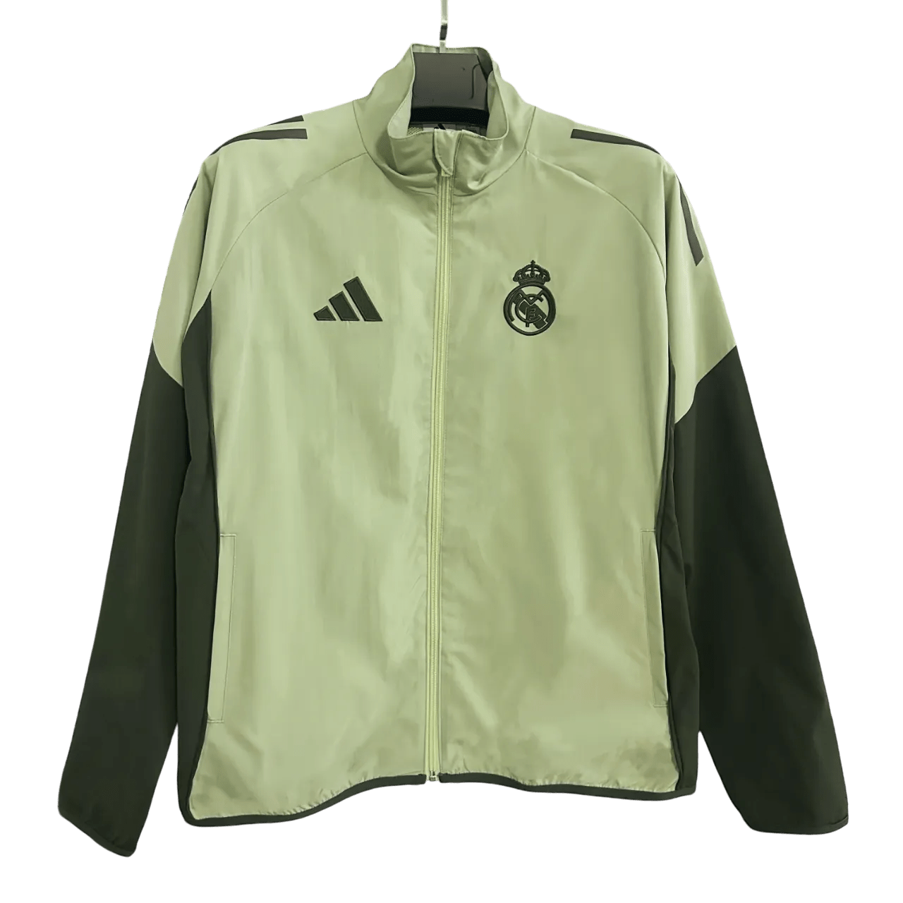Real Madrid 2025 Green Jacket - GovintageJersey
